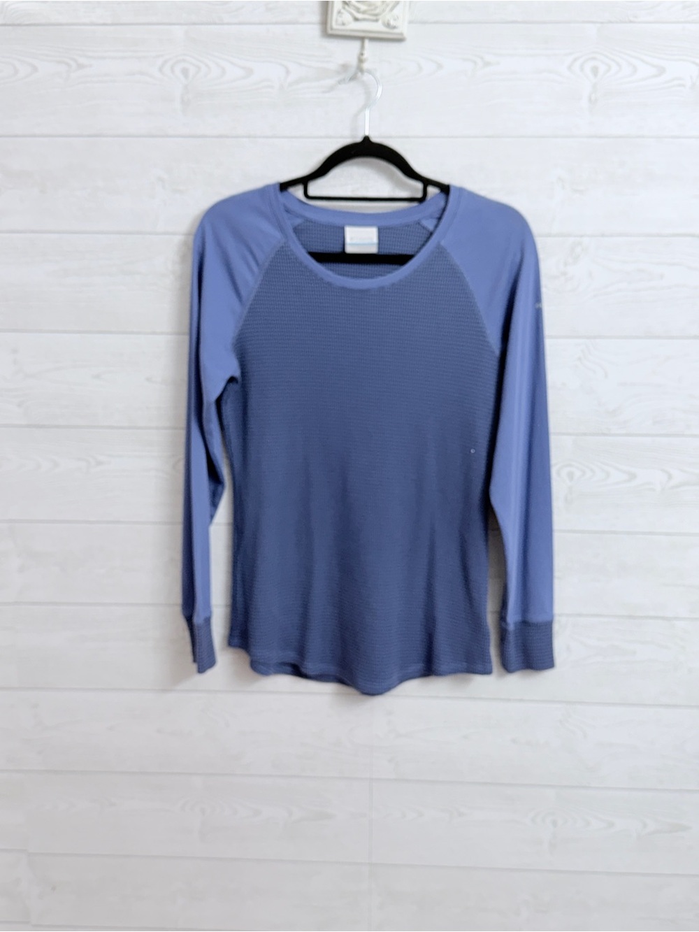 Columbia Women’s Long Sleeve Thermal Top - Blue Size L